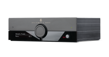 Steinway Lyngdorf Model P100 Surround processor Black  - 2
